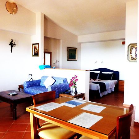 Milia Bay Hotel Apartments Kamer foto